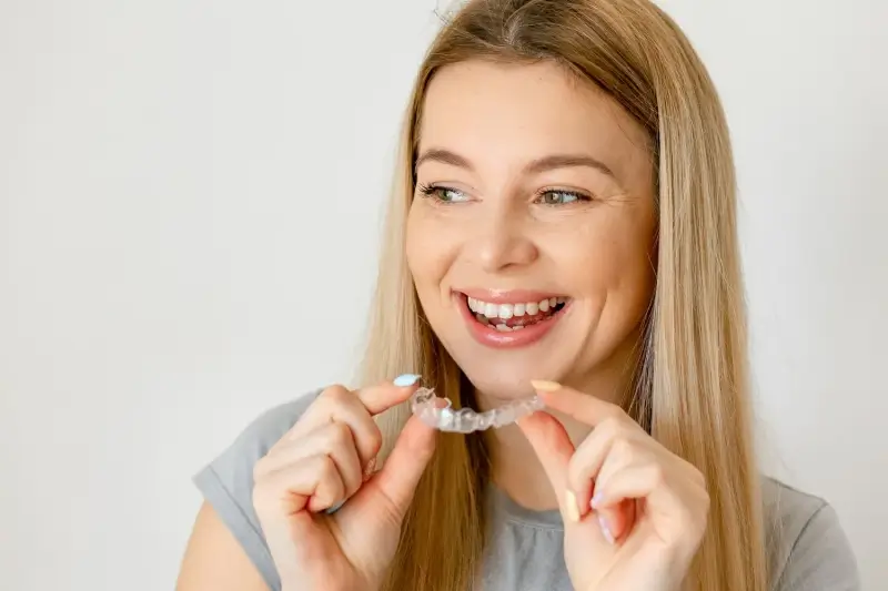 Po jakim czasie efekty Invisalign?