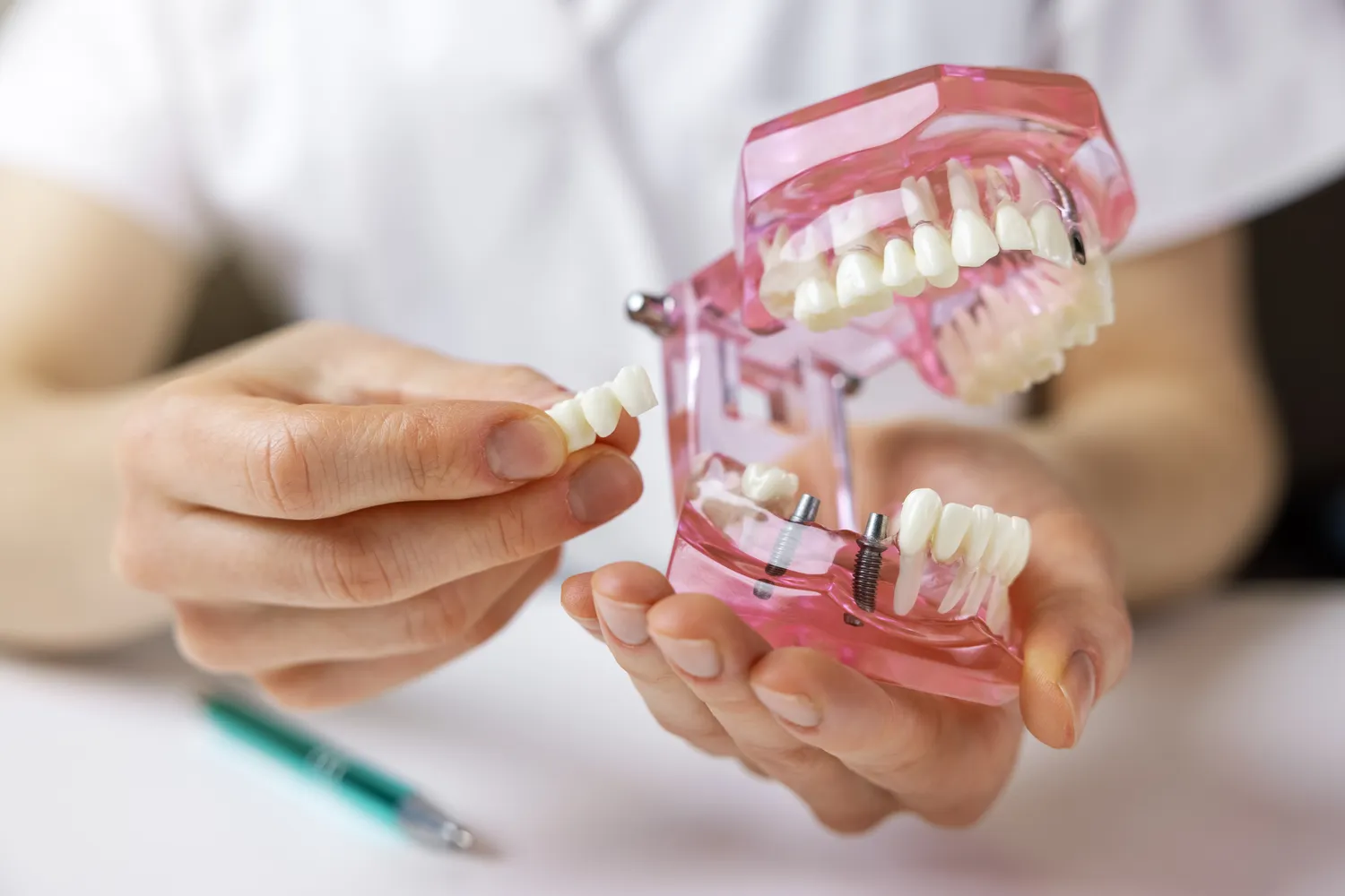 Dlaczego regularne wizyty u dentysty są tak ważne?